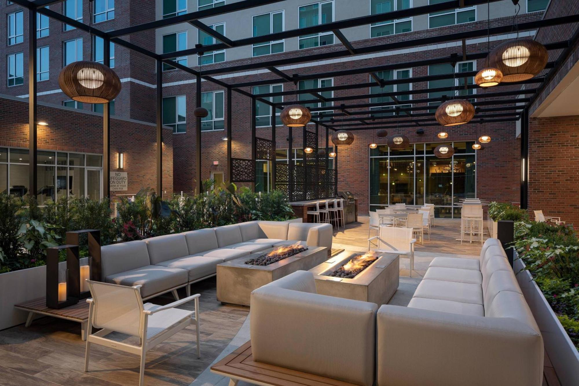 Springhill Suites By Marriott Greenville Downtown Exterior foto